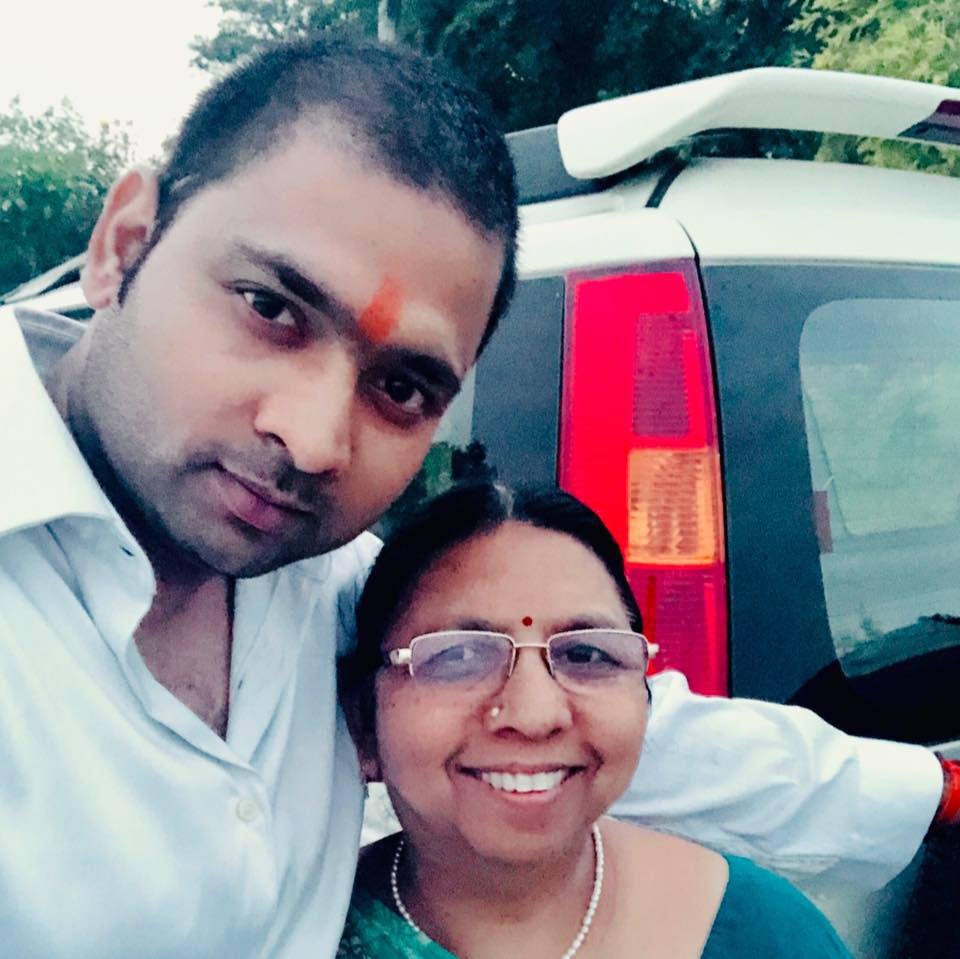 Kabeer Ji Maharaj युवावस्था में माता के साथ selfie